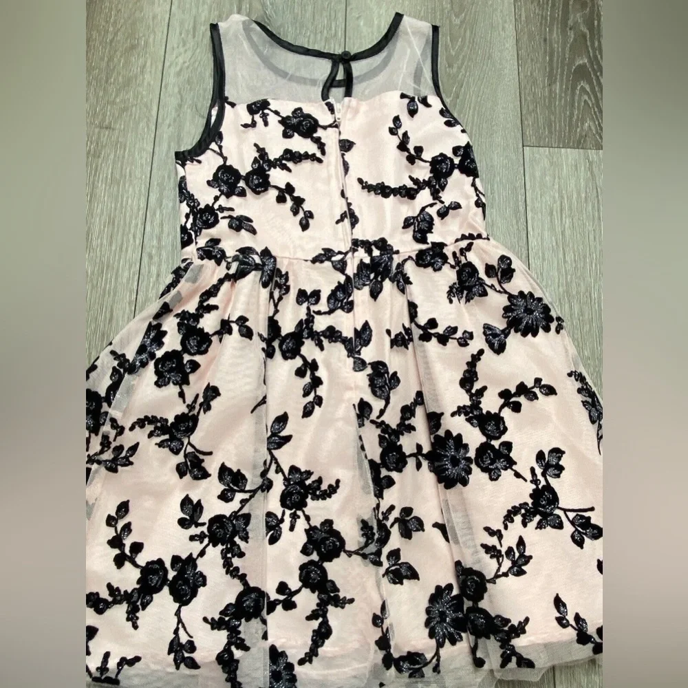 The Children’s Place Floral Holiday Dress Size 6